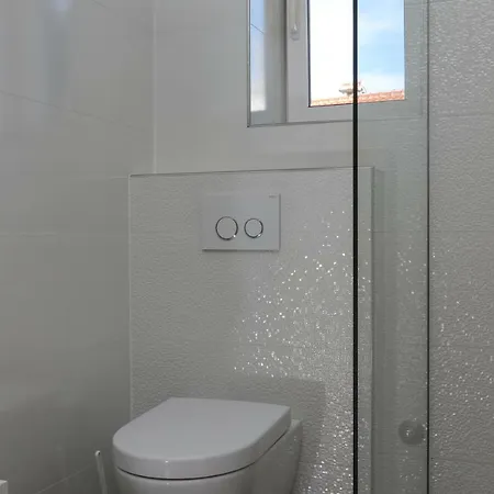 Apartment Perina Sutivan